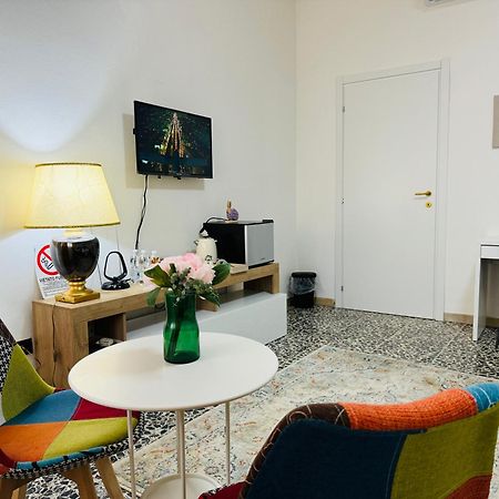 The Galaxy House Hotell Pisa Eksteriør bilde