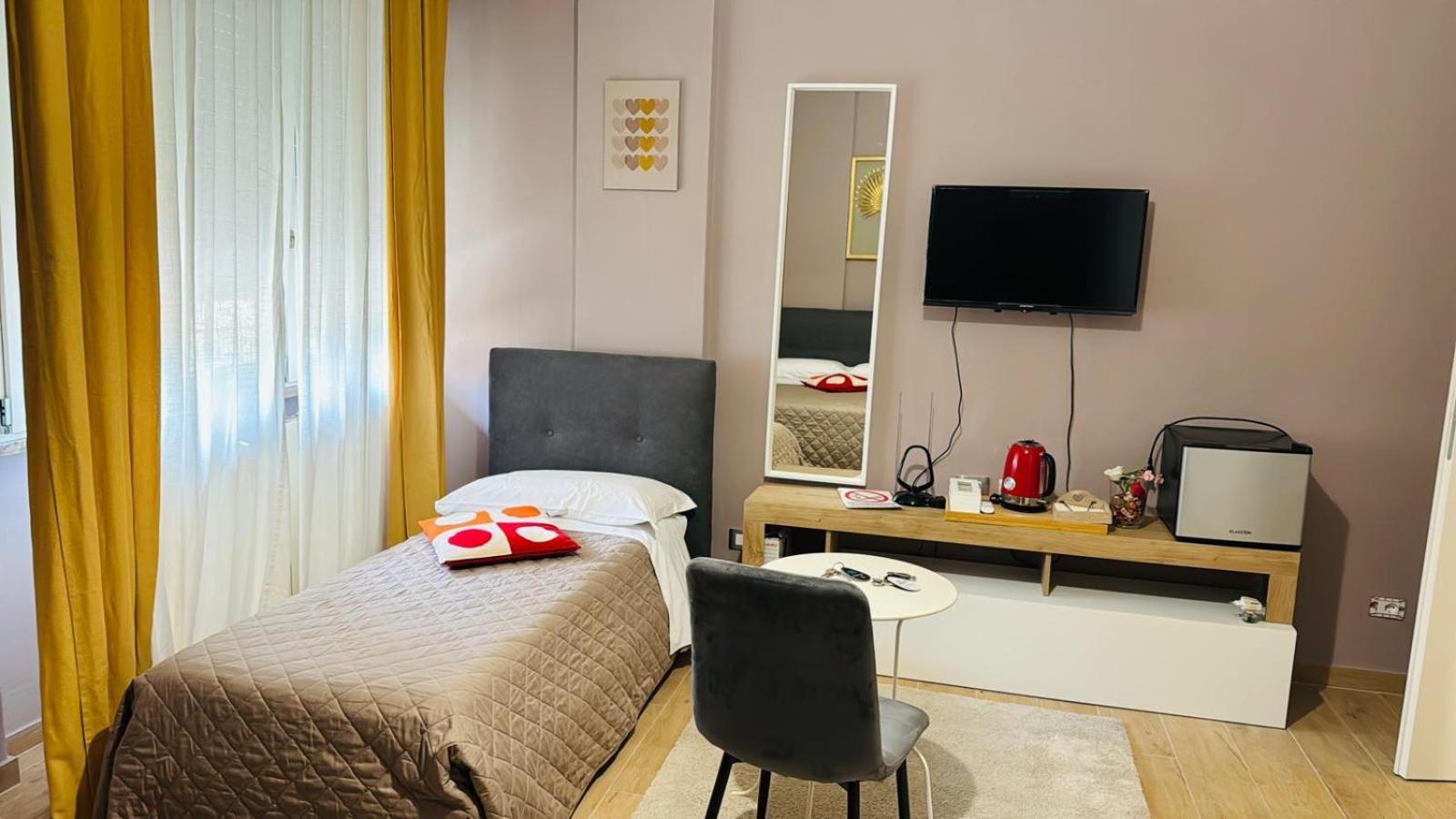 The Galaxy House Hotell Pisa Eksteriør bilde